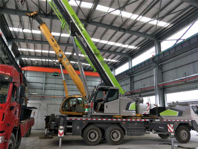 正定县高空车出租需要注意哪些安全事项？