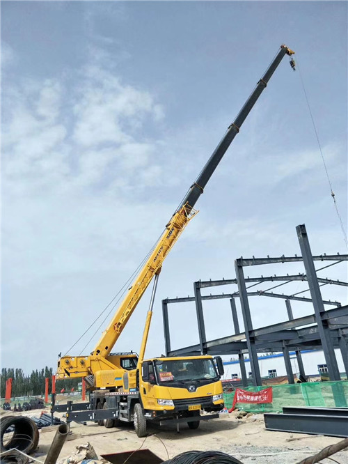 正定县超高层建筑钢结构吊装案例